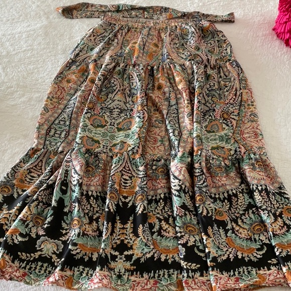 Molly Bracken maxi skirt with belt. Size M. Like new. - Picture 1 of 6